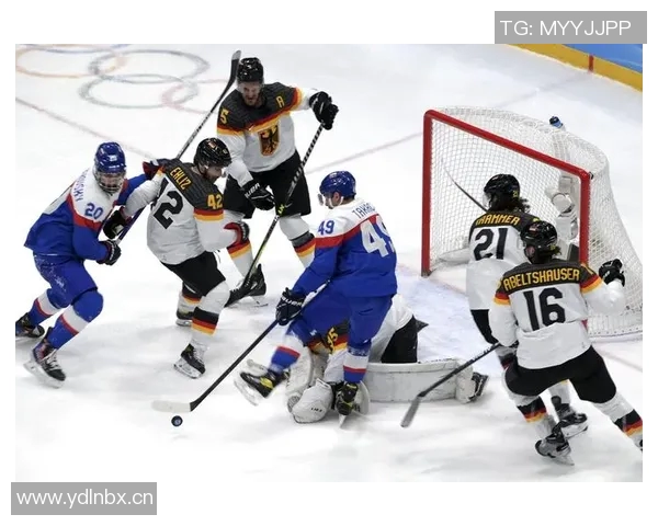 穆勒分享冰球比赛观赛照片感谢好友邀请丰富业余生活