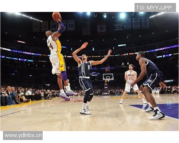 安东尼戈登赞沃尔特马德踢法似凯恩擅长回撤组织进攻