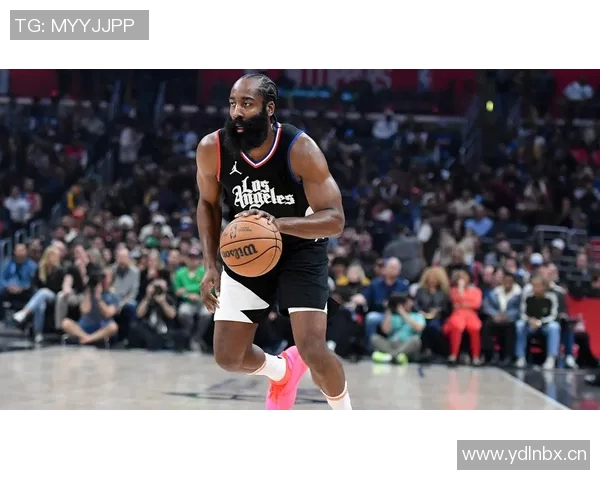 哈登称赞开拓者全场强硬表现并誓言鏖战到底直至最后时刻 哈登称赞开拓者全场强硬表现并誓言鏖战到底直至最后时刻