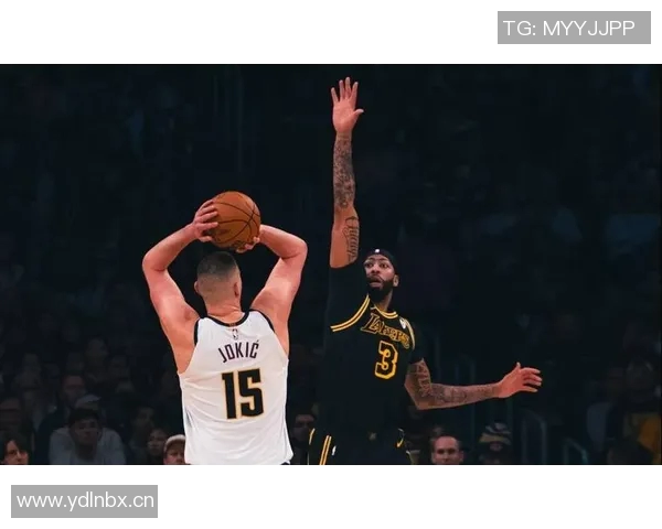 莱夫利称赞浓眉表现超凡能在场上无所不能防守任何对手