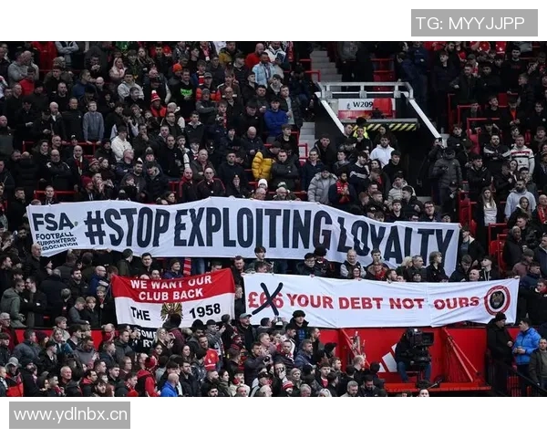 曼联新星曼的家庭背景揭秘:阿森纳球迷父母教他谦逊之道 曼联新星曼的家庭背景揭秘:阿森纳球迷父母教他谦逊之道