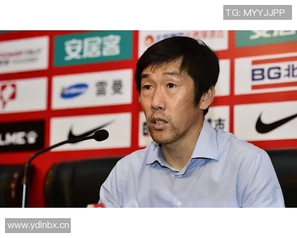 国足新任主帅将由高层决策足协专家团队成员包括傅博与王宝山