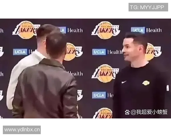 雷迪克透露艾顿与东契奇合练情况詹姆斯仍未能与球队合练