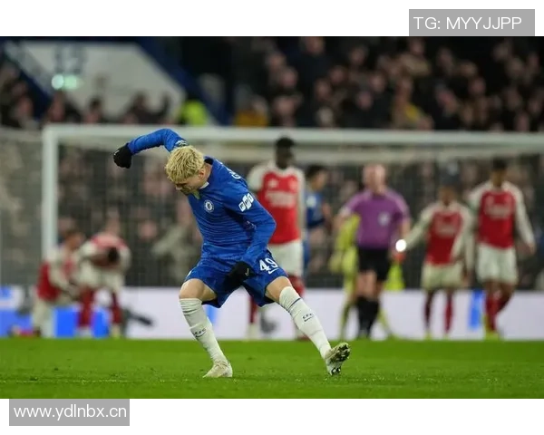 阿森纳与切尔西激战六人染黄牌遭罚款两万五千镑