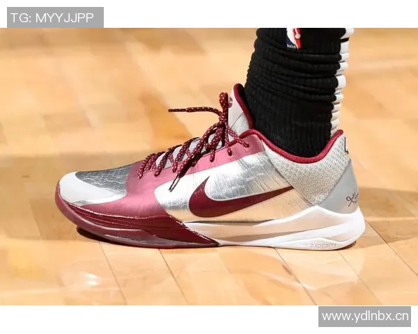 肯塔基大学推出全新Kobe5PE校队配色引发球迷热议