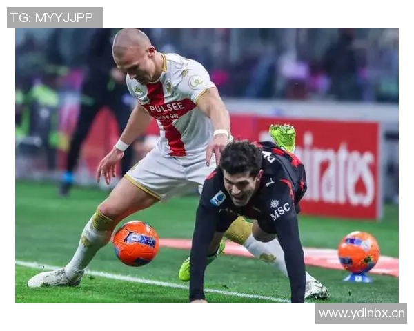 迪马消息称利雅得胜利门将本托将租借加盟热那亚买断费为850万欧元