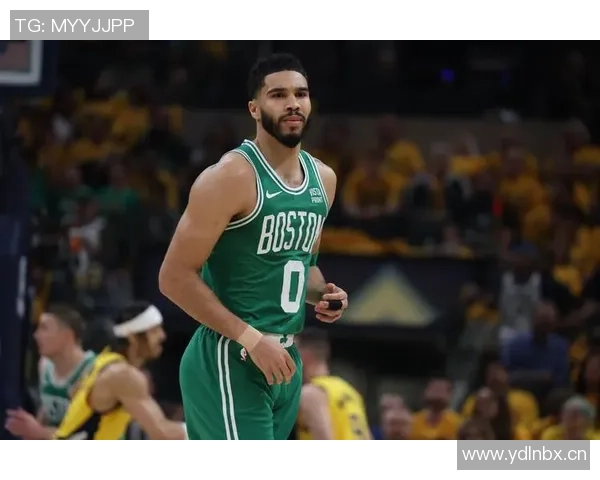 怀特称赞塔图姆努力提升自我并将这种精神融入康复训练中