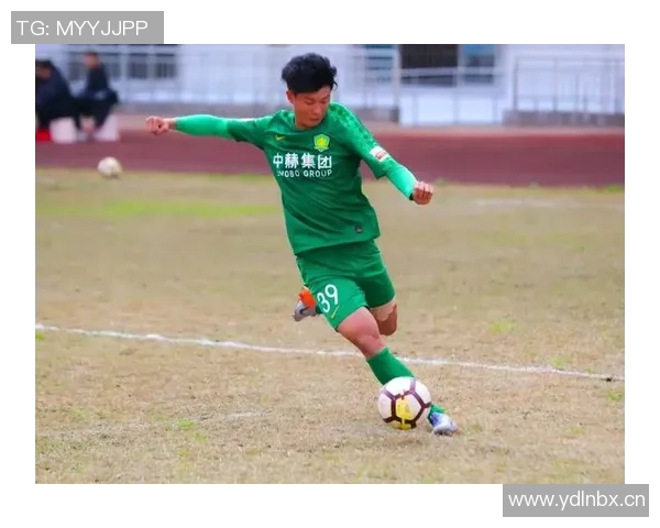 泰州队年轻门将戴曜城感受梦幻时刻全力判断对手射门方向