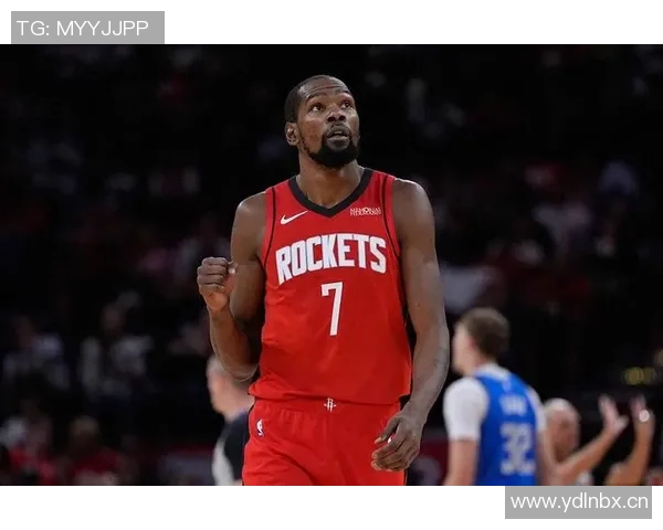 阿门谈KD愿意让年轻人领导球队的深意与影响